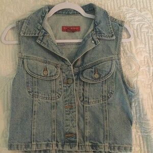 Banana Republic sleeveless jean jacket.